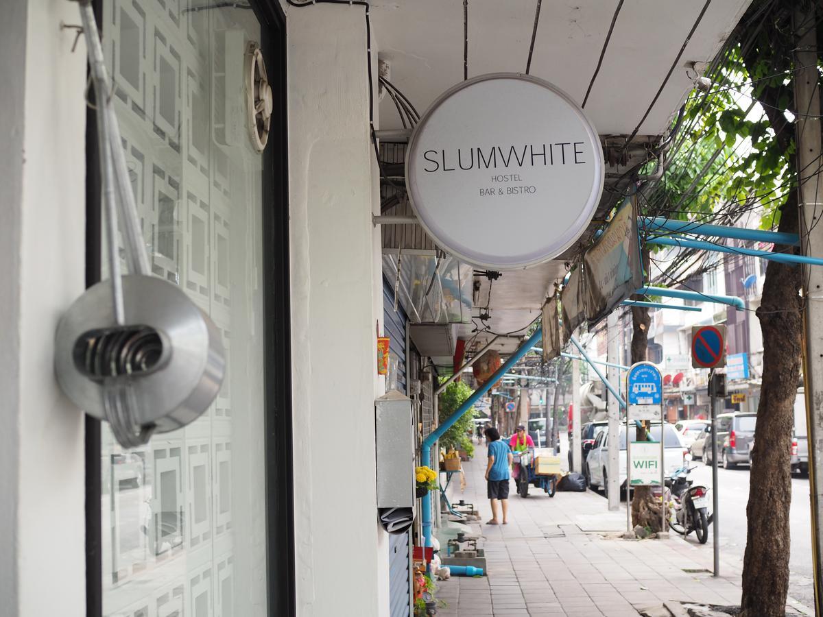 Slumwhite Ostello Bangkok Esterno foto